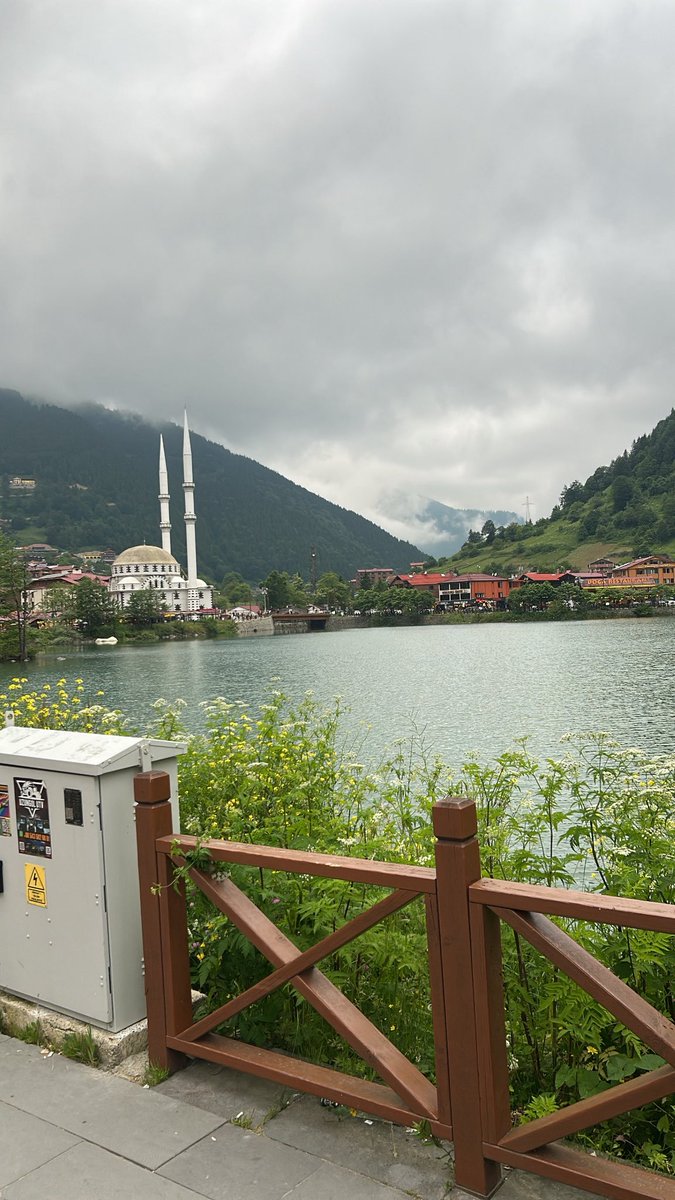rra_a5's tweet photo. Uzungöl📍 https://t.co/4OENLLBxPO