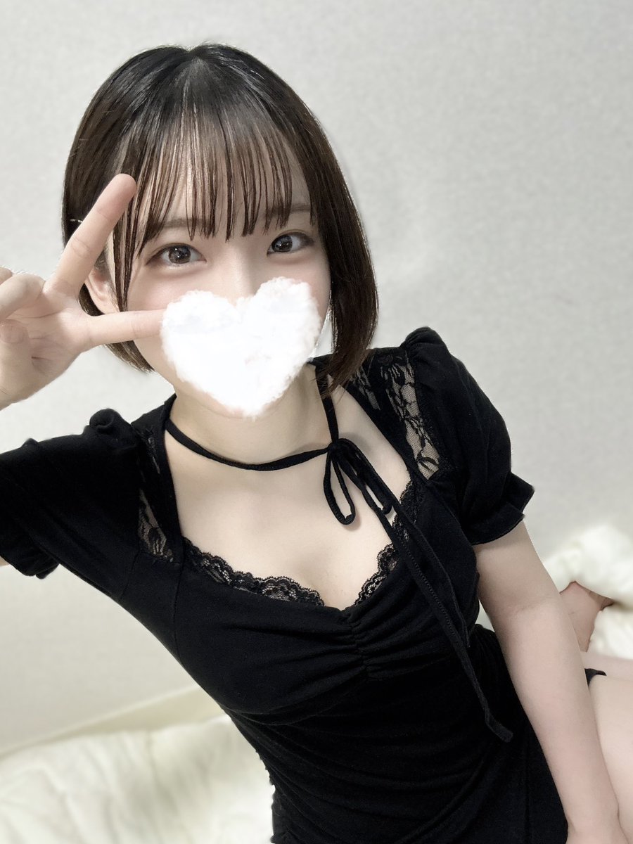 LIORA_kaede's tweet photo. 🩵今週の出勤予定🩷
13日（月）14:00〜20:00 あざみ野 🈵
14日（火）18:00〜翌2:00 あざみ野
16日（木）12:00〜22:00 あざみ野 https://t.co/fVzwzEHQdI