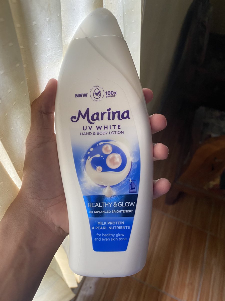 menbrrr's tweet photo. KASIH TAU GUE, BODYLOTION
YANG WANGI NYA LEBIH ENAK DARI INI? 😭🤏 https://t.co/GEPAYxBWsQ