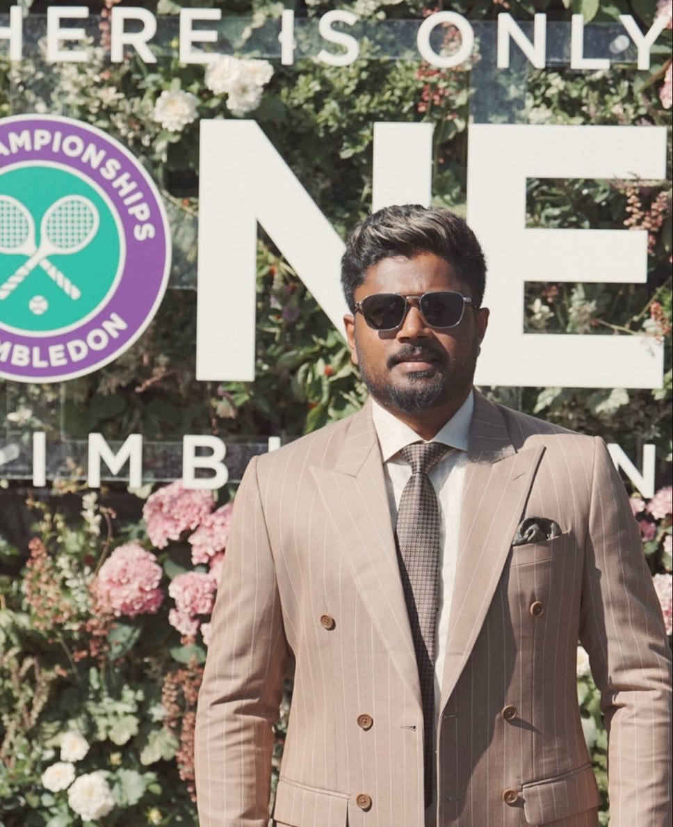 ifOnlyKantala's tweet photo. Shubman Gill wore an outfit worth nearly ₹1 crore ($110K) and still got completely mogged by Abhishek

Shubham has mediocre personality tbh

Even other players are looking decent, Sanju samson looking absolutely class https://t.co/sbVdUBDNEo