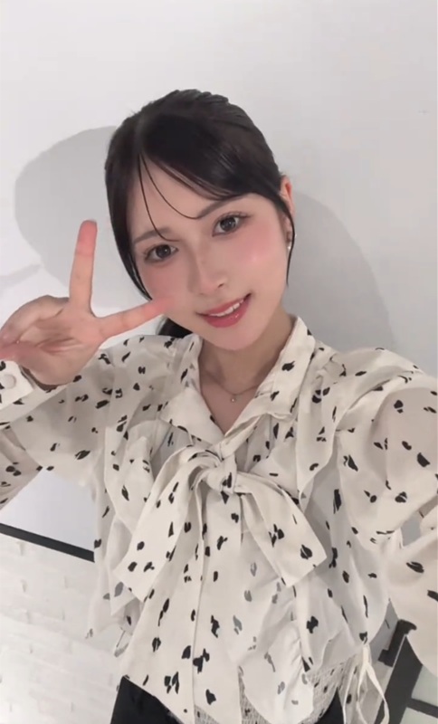 F_Take_Off's tweet photo. @aoyama_ms6_2026 実写の方が 可愛いです☺️💕 https://t.co/Jq3hIROfe1