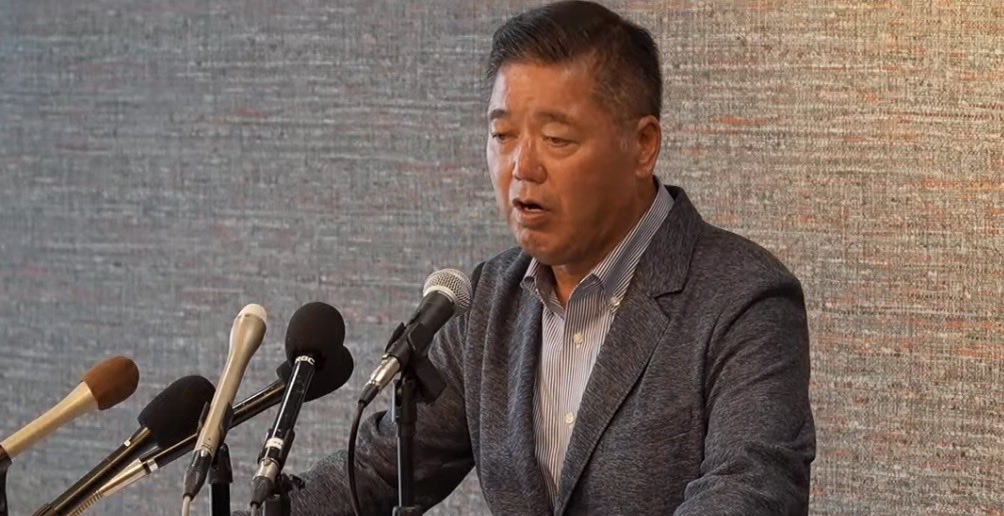 numururetsupeo's tweet photo. 【やっぱりか】下地幹郎氏、沖縄県知事選に出馬表明🚨

玉城デニーを批判した上で出馬を表明したが、これは単なるパフォーマンスにすぎない⚠️

目的は古謝げんた氏の票を割るため⚠️

デニーか中国が裏で根回ししてるとしか思えない💢 https://t.co/DWYY8N3BRt