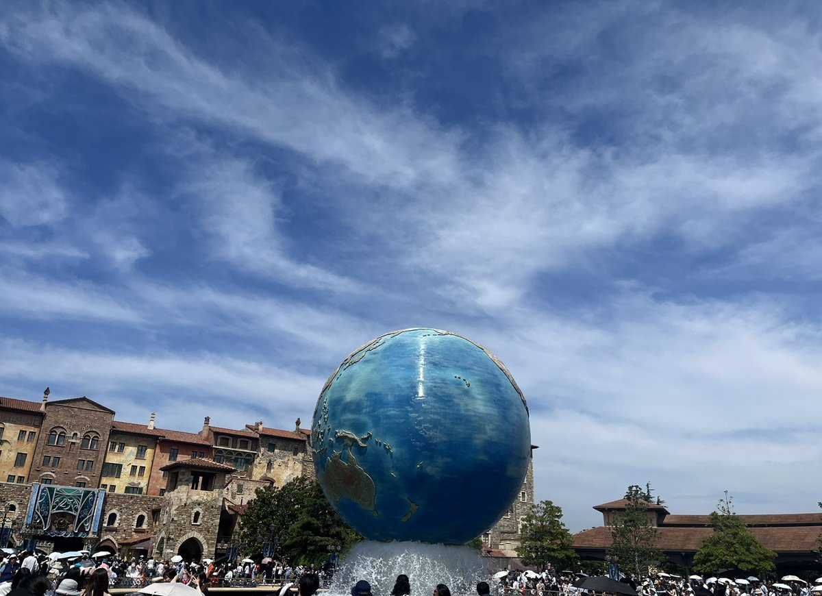 Katoshi_ohi's tweet photo. 初めての東京ディズニーシー https://t.co/LUg8SCt3uO