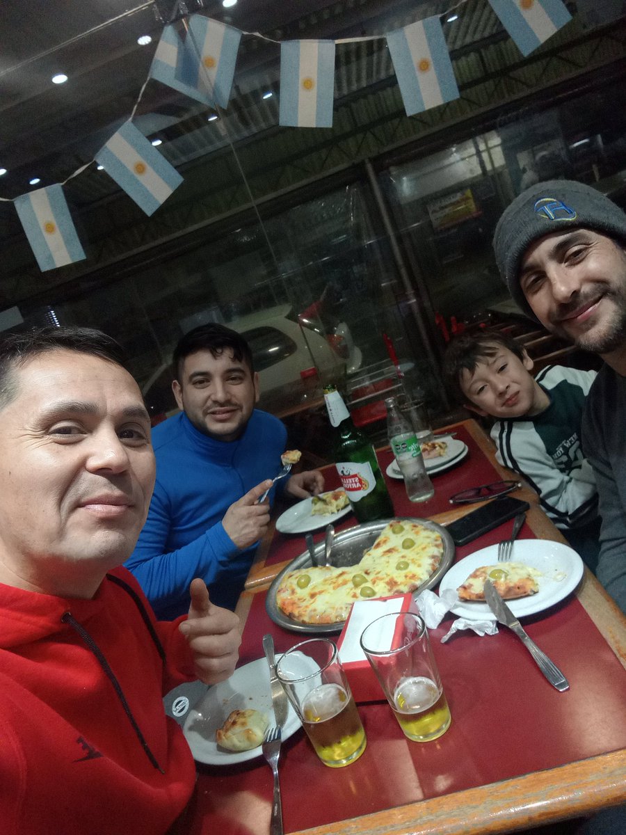 djquiro's tweet photo. #julio https://t.co/fort0DjoxP