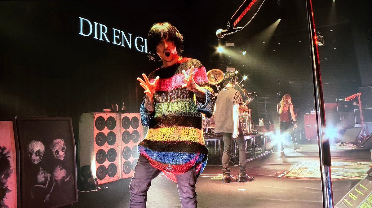 _woelkchen's tweet photo. おはよう、世界 🥱 💜

And a good start in this week. 

#薰 #Kaoru #DIRENGREY #Japan https://t.co/tBY75l13hN