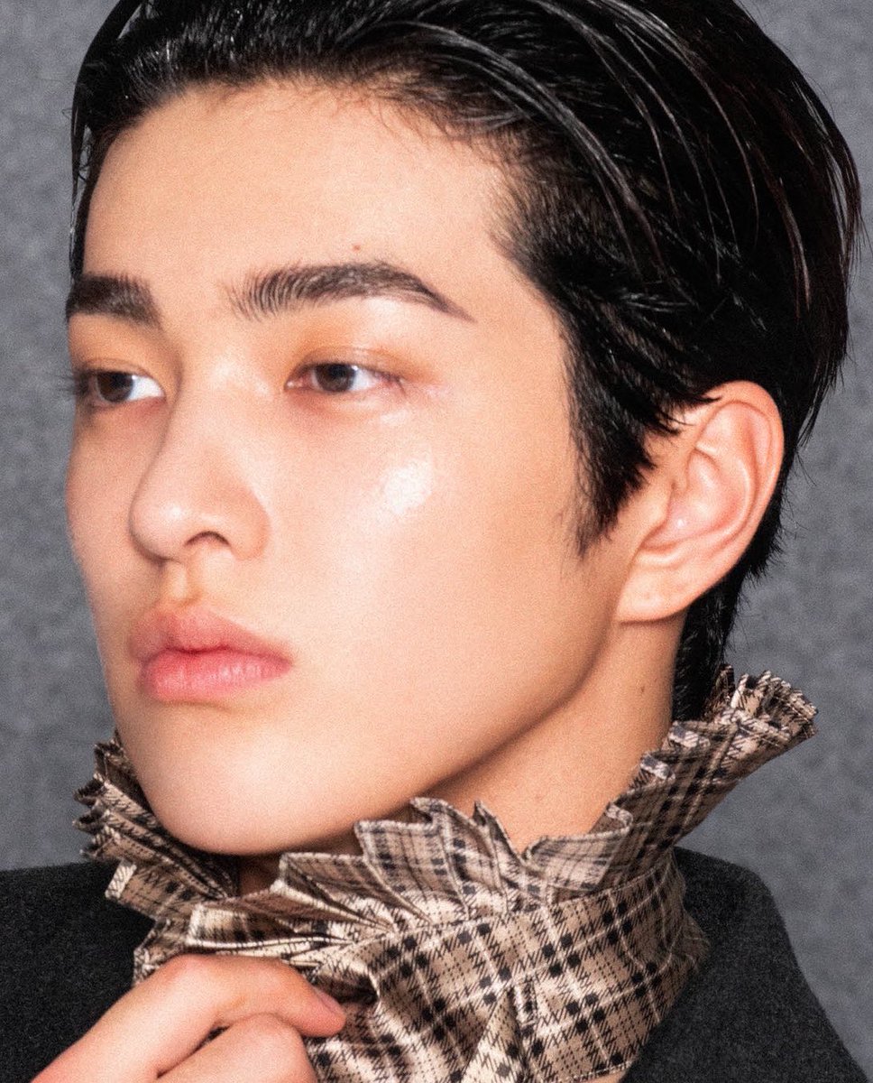 ahnkeonhopics's tweet photo. KEONHO x DAZED KOREA 

#KEONHO #건호 https://t.co/NPJl1N7vKD