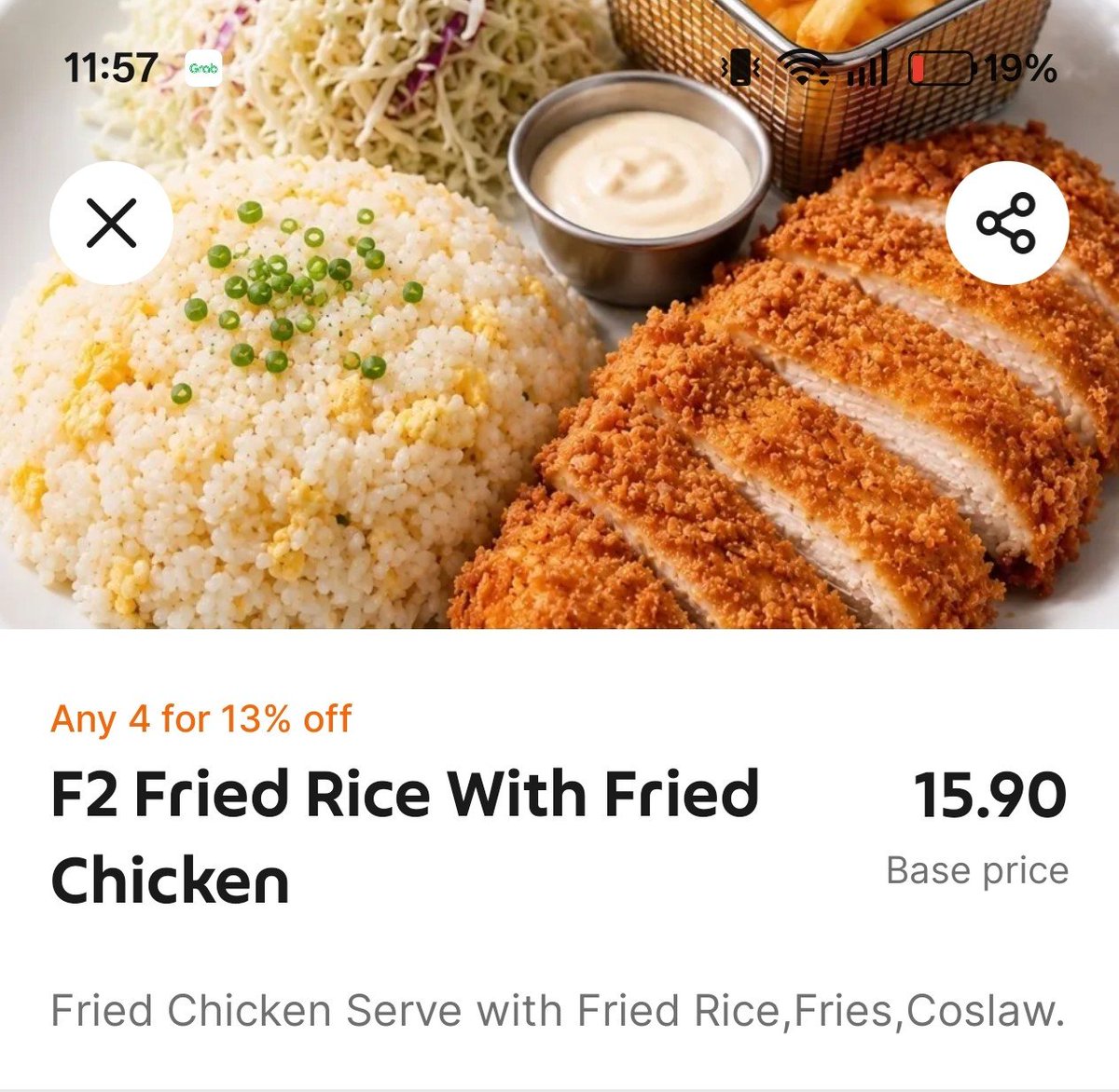 aldreichd's tweet photo. Hello @GrabMY , plz ban the usage of AI food photos. 

Like if the shop only lazy take photo we don't mind, but they also lazy to match the portion.

It's very hard to give small vendors a chance when they do this y'know. https://t.co/V79xj0AvJO
