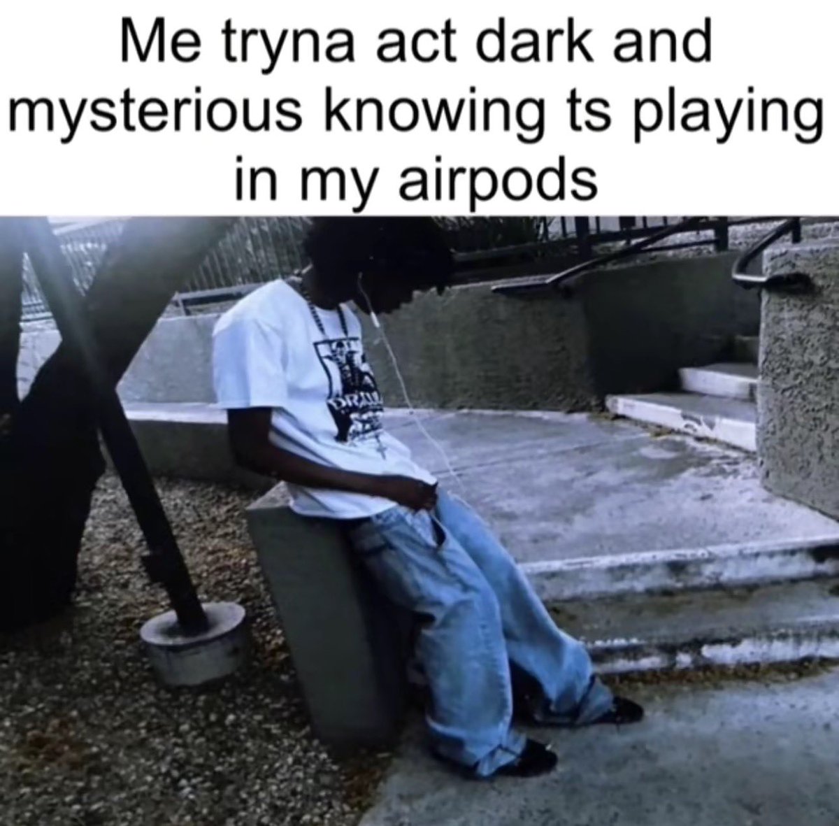 𝔇 tweet media