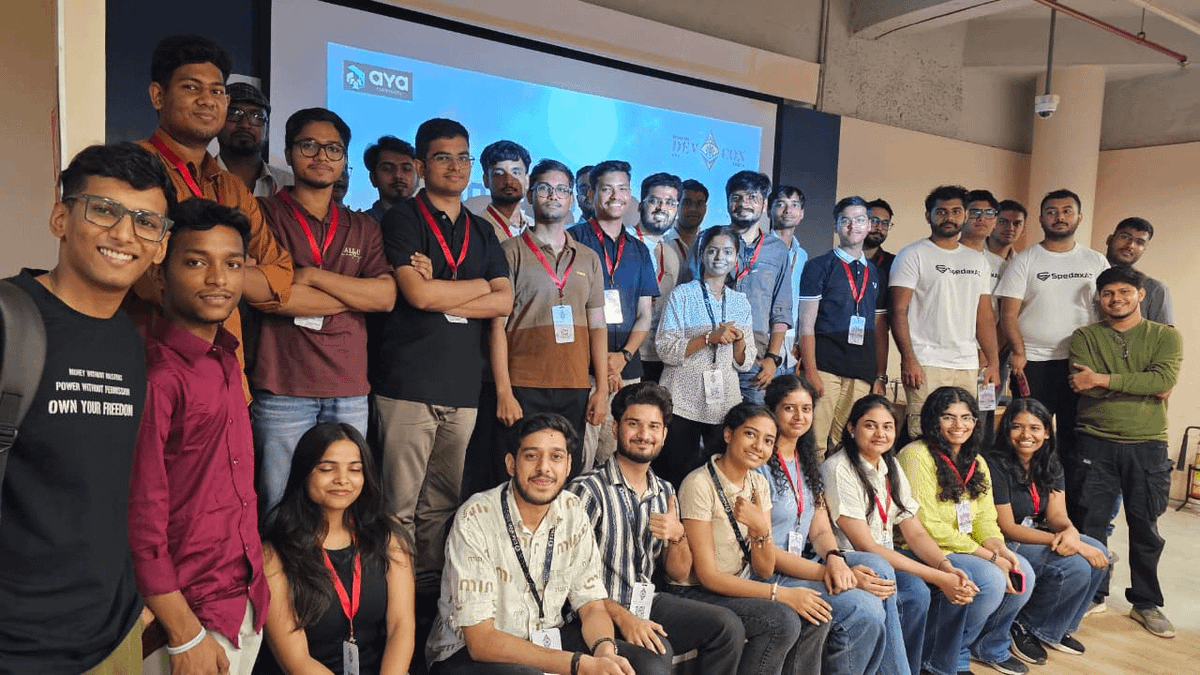 theayacommunity's tweet photo. Road to Devcon VIII India Delhi Edition💜

From Devcon Office Hours and lightning demos to great conversations over lunch, what an incredible day with the Ethereum community.

Thank you to every builder who joined us and to @EFDevcon for making it possible.

See you at Devcon VIII✨