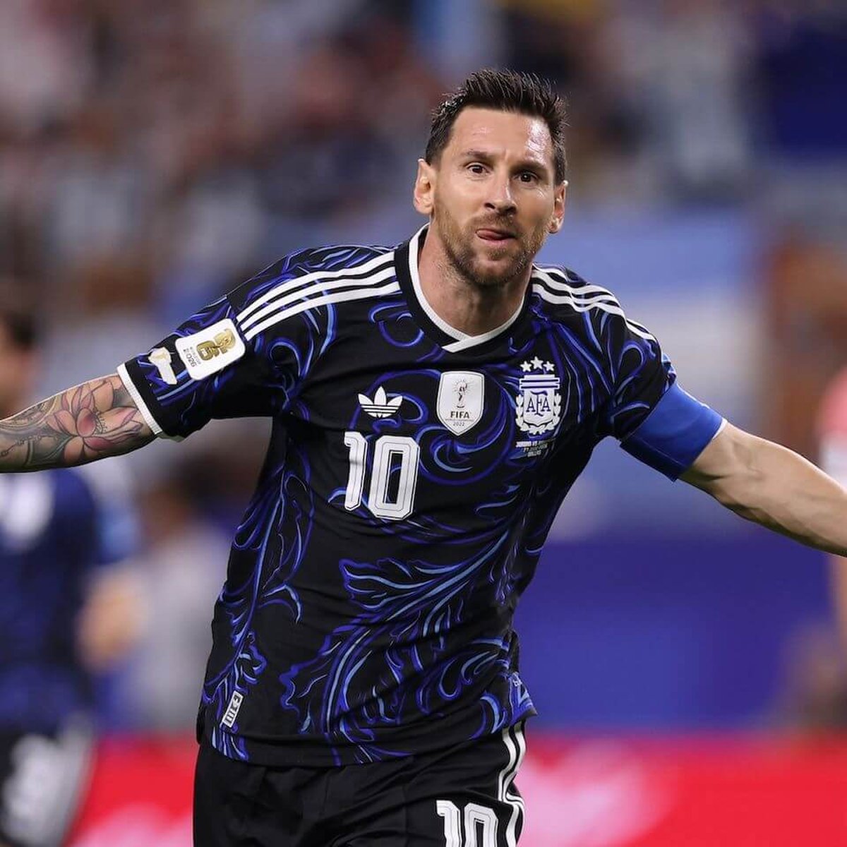 ARG4ARB's tweet photo. 🚨🚨 غاستون ايدول | الأرجنتين سترتدي القميص الاحتياطي ضد انجلترا في نصف نهائي كأس العالم 2026. https://t.co/0Ak3tz1nBF