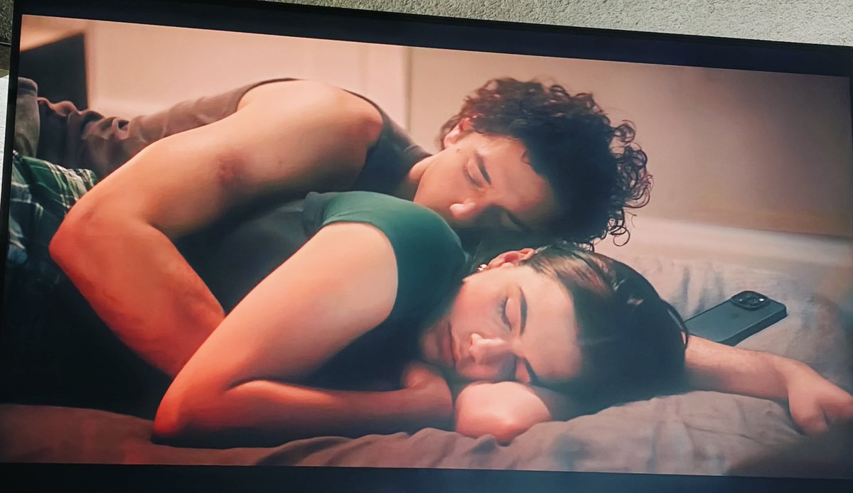 JustKarly_1's tweet photo. Es mi escena favorita 😭😭😭😭 https://t.co/nixgBEpEaw