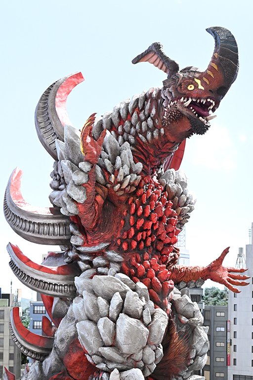 darkdungeon40's tweet photo. @tamashii_tnt Please release SHF Vialoga https://t.co/KFv7Gq88xd