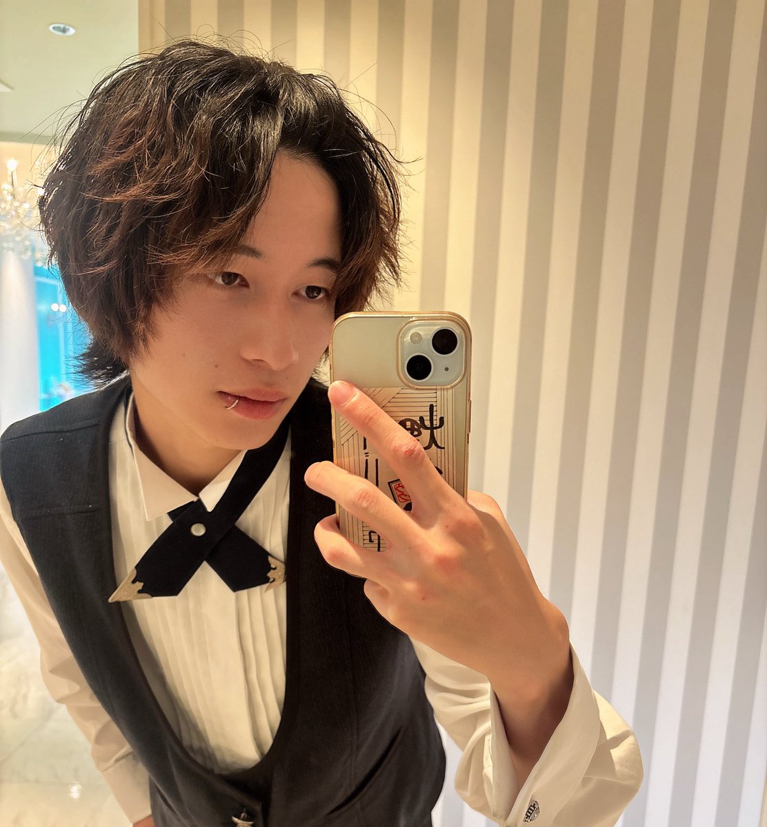sismea_nagi's tweet photo. 本日ただいまよりおります。
ちょっと暑すぎますね。髪の毛のクールビズです。
本日のよろしくお願いいたします。 https://t.co/C4v7aBhVh4