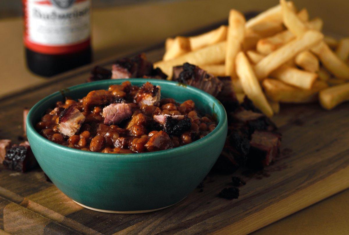 ZardaBBQ's tweet photo. July is #nationalbakedbeanmonth - Celebrate the right way with Zarda's LTD. Reserve Burnt End Beans!  

Dine-In or order online now — https://t.co/dz4eDzd8q0 

#zarda #BakedBeans #kcbbq https://t.co/KH83fGsbwo