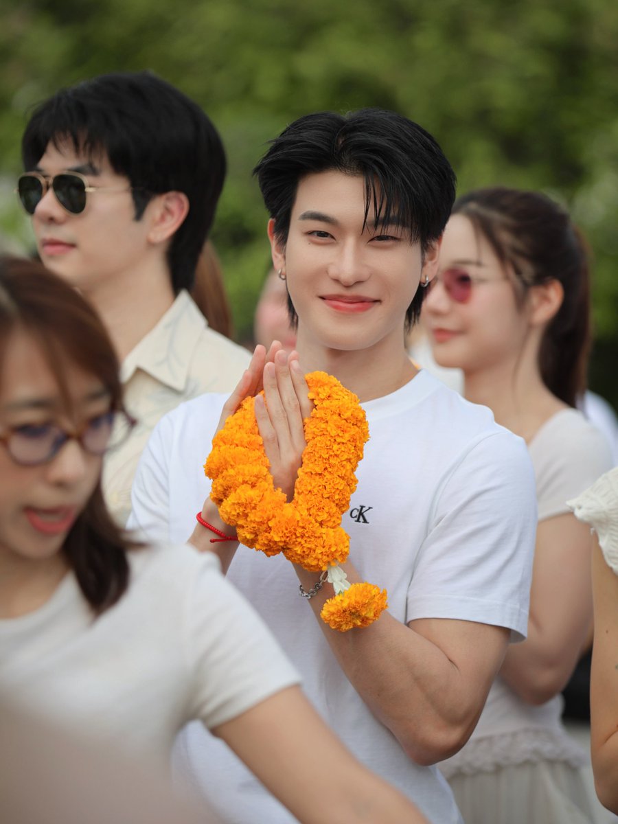ThewayOffroad's tweet photo. OFFROAD’S UPDATE [ 2026.07.13 ]✨   
IG : openlabel_th (1)

OFFROAD MADDOCTOR WORSHIP #บวงสรวงหมอพันทางxออฟโรด
#ออฟโรด #offroadKTP

“ ภาพบรรยากาศ 'ออฟโรด' ร่วมพิธีบวงสรวง #TCJบวงสรวงซีรีส2026✨️

ฝากทุกคนติดตามชมและร่วมส่งกําลังใจให้ ออฟโรด ในซีรีส์ MAD DOCTOR กันด้วยนะคะ 🫶🏻🩺 ” 

#ThewayOffroad