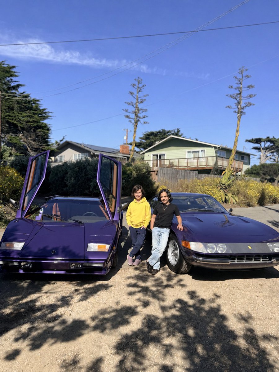 boysaresoback's tweet photo. No risk, no ferrari. https://t.co/2HcV66jkAJ