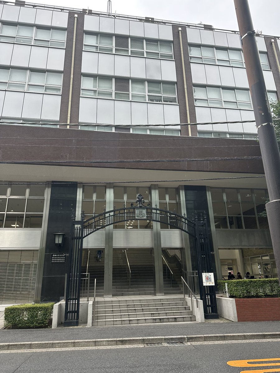 smilekaicho's tweet photo. 母校通過〜🧑‍🎓 https://t.co/nEHSZ4OBOf