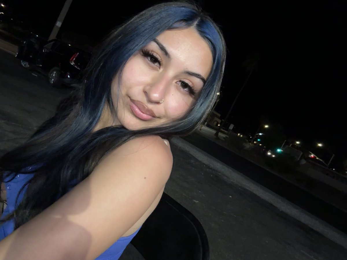 Goddess3cstasy's tweet photo. cashapp✨$bbyxlilu
tell me how pretty i am and send me 🤑 https://t.co/uiuzNnLG6M