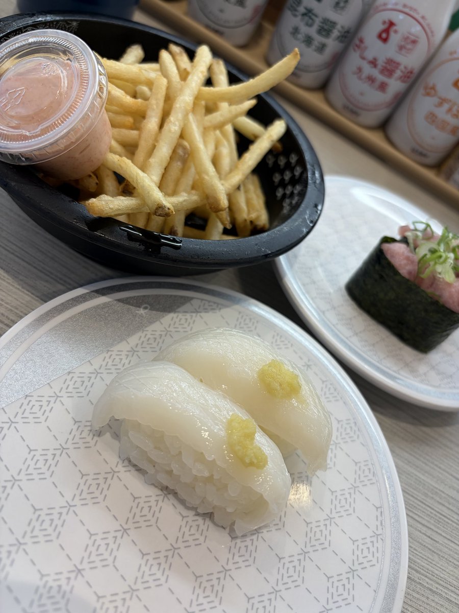 __am2121's tweet photo. は、は、はま寿司！！！ https://t.co/8sA5Eaa551