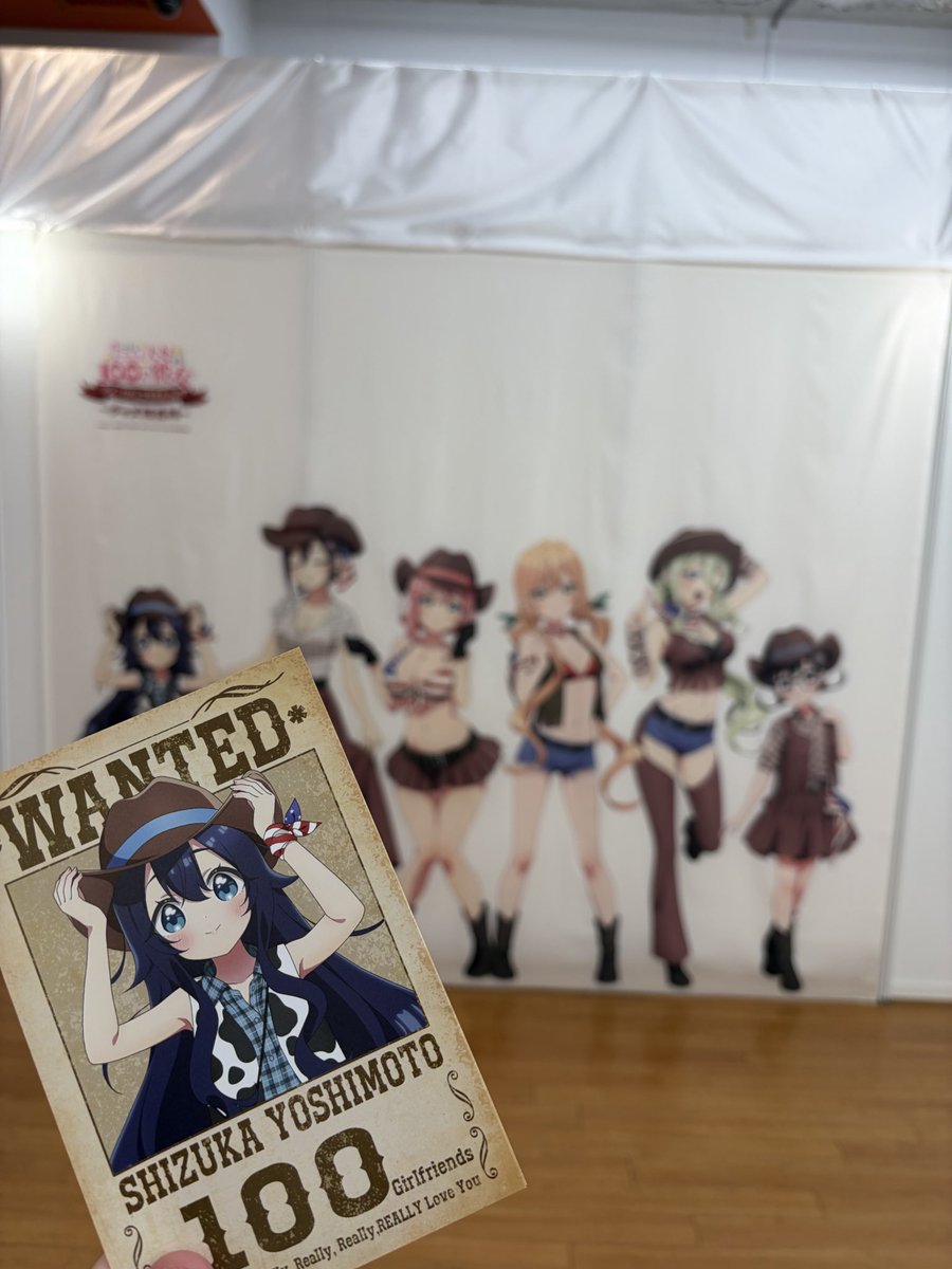 muginek0's tweet photo. 100カノのカフェに行ってきました😄

100カノしかない空間が最高で…推しの静ちゃんも自引き出来て大満足！！

恋太郎の演説Tシャツは売り切れだったので予約しました😉流石に欲しすぎるからね

#100カノ https://t.co/dsolWu1hB1