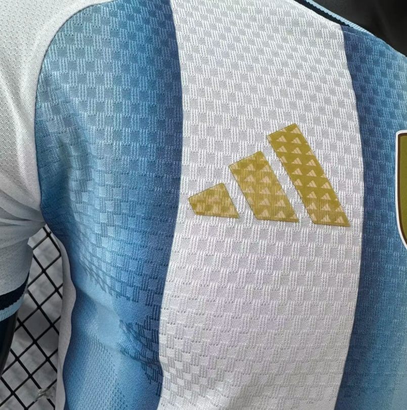 ViDAFOOTBALL1's tweet photo. - تيشرت منتخب الارجنتين الاساسي 2026 😮‍💨🩵.

🔗 | للطلب عبر المتجر الالكتروني :

https://t.co/NGnz6ShwPW https://t.co/1M0W7vYpCo