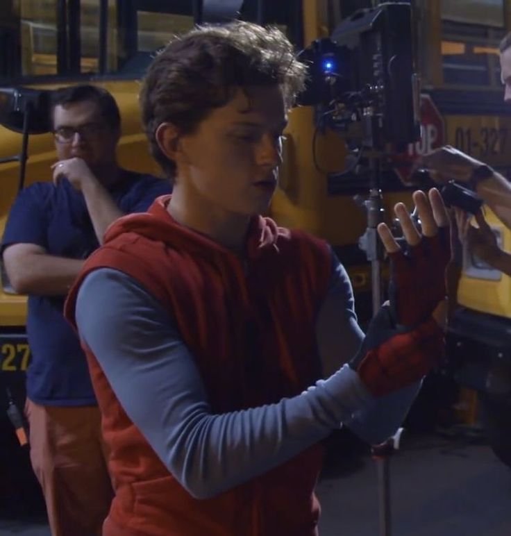 moovsny's tweet photo. 17 days #SpiderManBrandNewDay https://t.co/yCdRQeNOBk