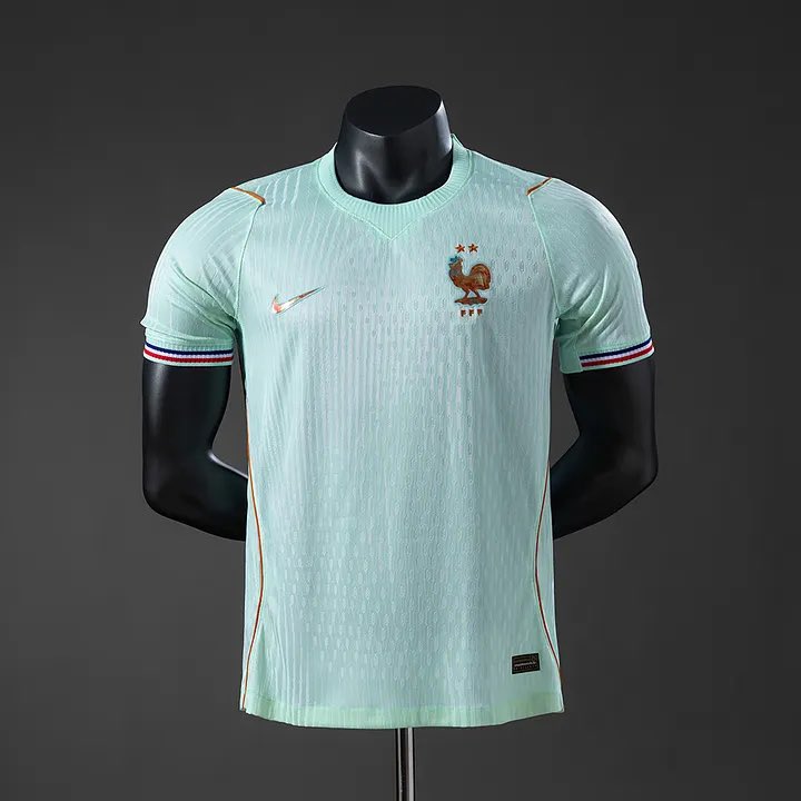 ViDAFOOTBALL1's tweet photo. - تيشرت منتخب فرنسا الاحتياطي 2026 ���‍💨🩵.

🔗 | للطلب عبر المتجر الالكتروني :

https://t.co/NGnz6ShwPW https://t.co/K1OavFrPsq