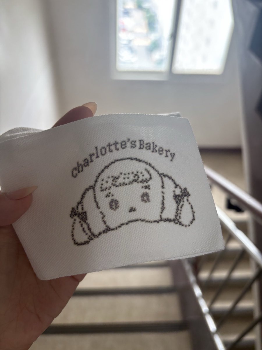 BB_cyp_'s tweet photo. 개벌님 부스에서 데려온 샬럿 컵홀더 ㅇ////ㅇ
오늘 냉큼 사용해보려고 갖구나왔다 https://t.co/9qp4ABwLWT