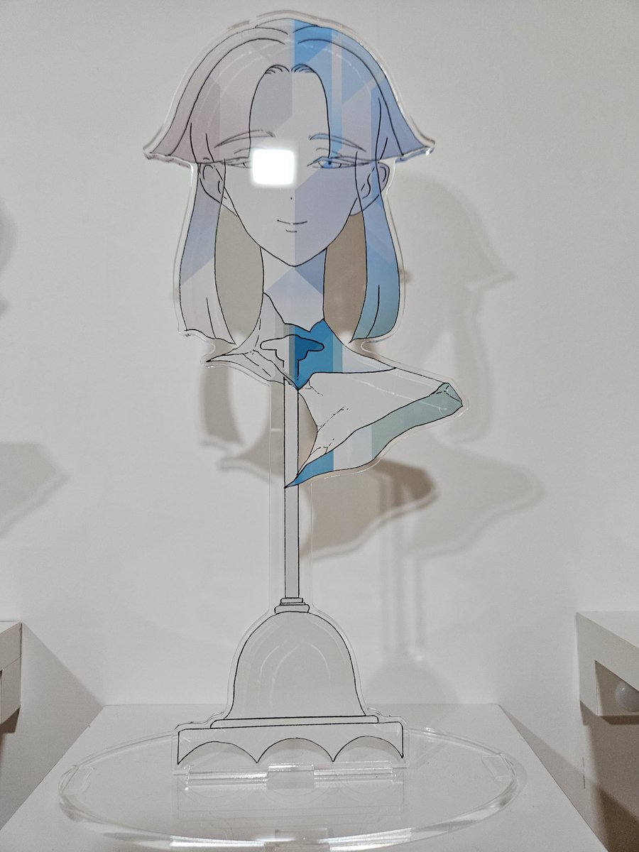mezarobeki's tweet photo. 影が本当いい、ここにいる感がすごい…！ https://t.co/LqnidVZNAV