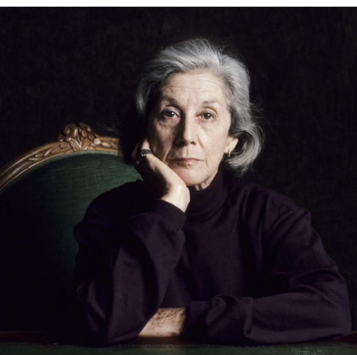 Peine01's tweet photo. „Ich weigere mich, ohne Hoffnung zu sein." 
Nadine Gordimer, Schriftstellerin und engagierte Anti-Apartheid-Kämpferin, die mit dem Nobelpreis für Literatur 1991 geehrt wurde.
20. November 1923 -13. Juli 2014
Guten Morgen https://t.co/AoZMhRcFzA