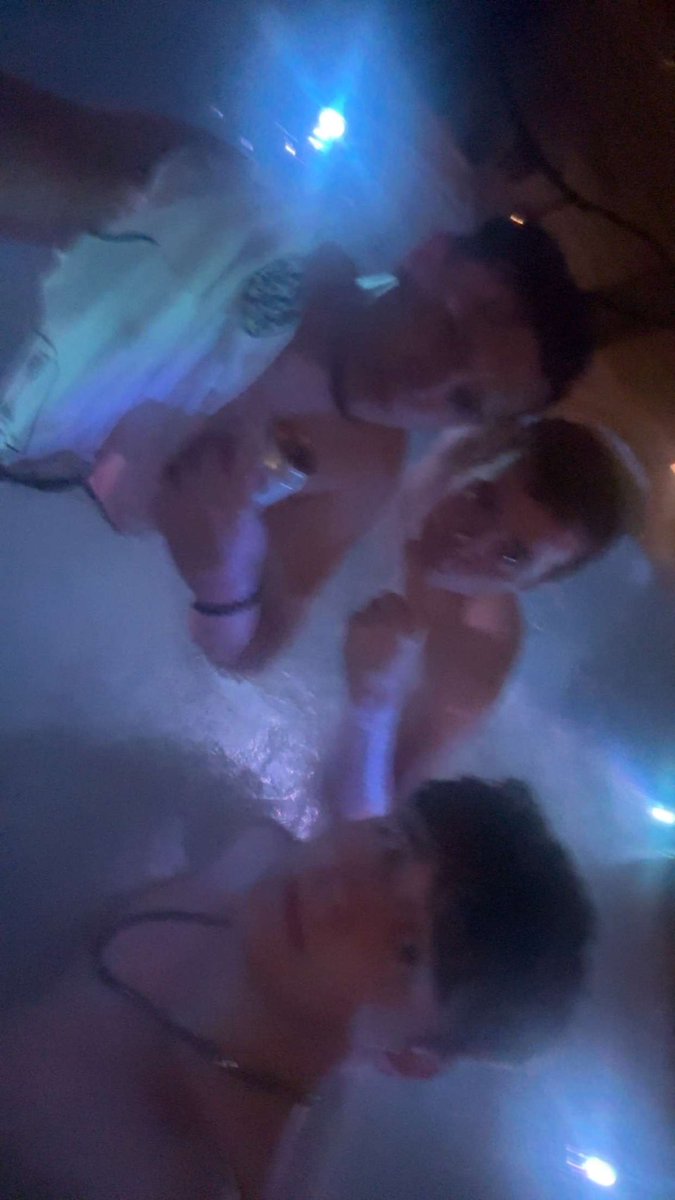 DizzyI1I's tweet photo. Wow, what a great weekend man. 
Thank you for running the event @OfficialVPG and turning around the venue server issues on such short notice to give us what we were all waiting for. An honour as always to load up for @ExitoVPG , maybe next year we can lift it 💜❤️🤝 https://t.co/yEhMfmEZYl