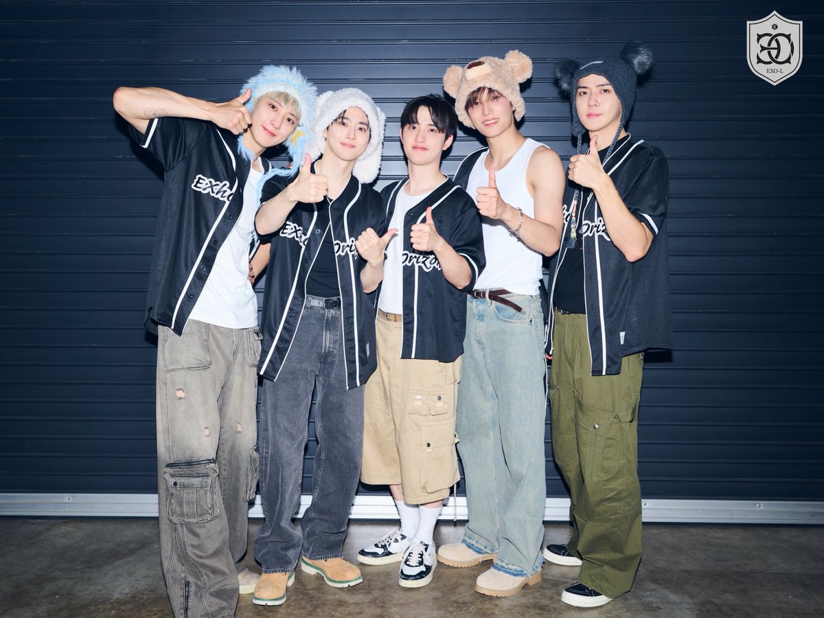 knockknock0408's tweet photo. CHANYEOL D.O. KAI SEHUN SUHO https://t.co/eXTJcYFJHr
