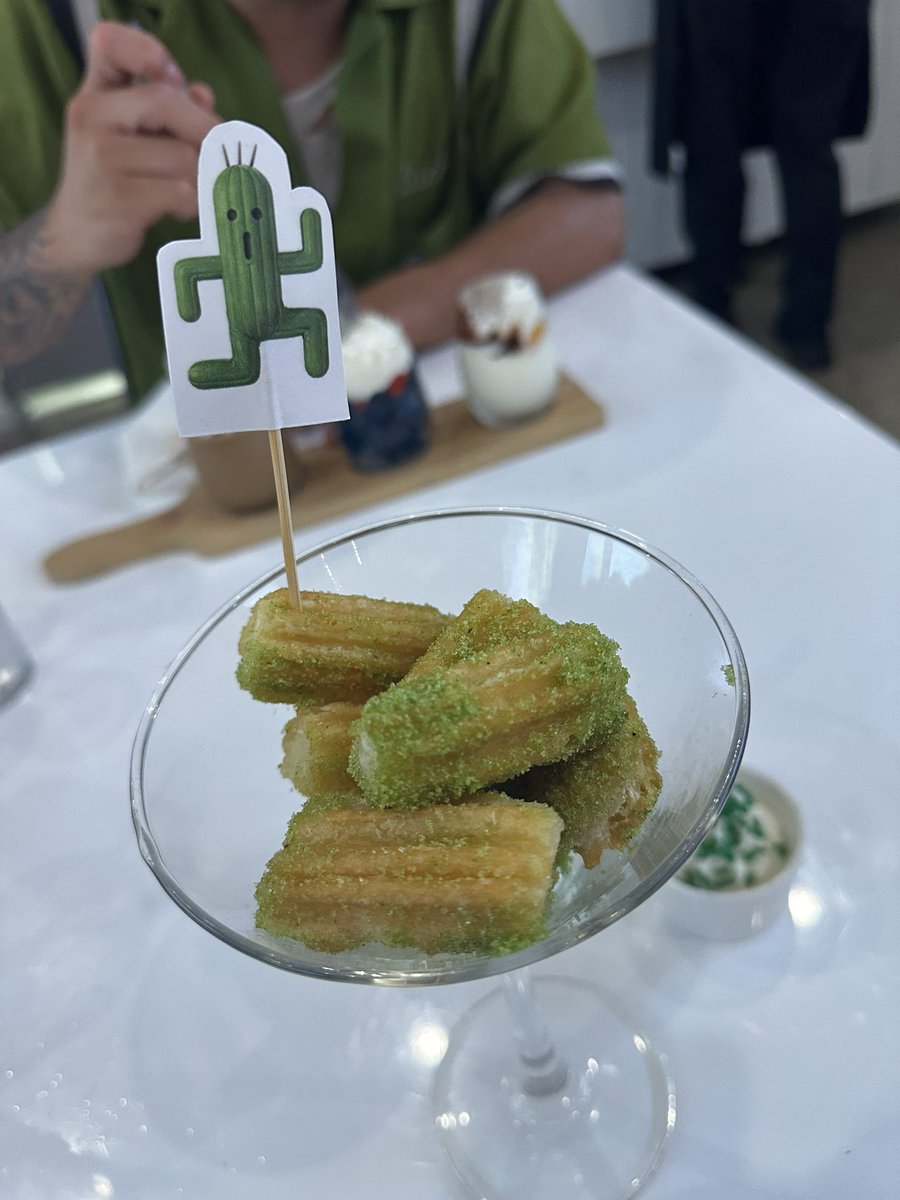 OllieDreamer's tweet photo. Just ate 1000 needles 🌵 @sqexcafela https://t.co/2qkGNRH4p6