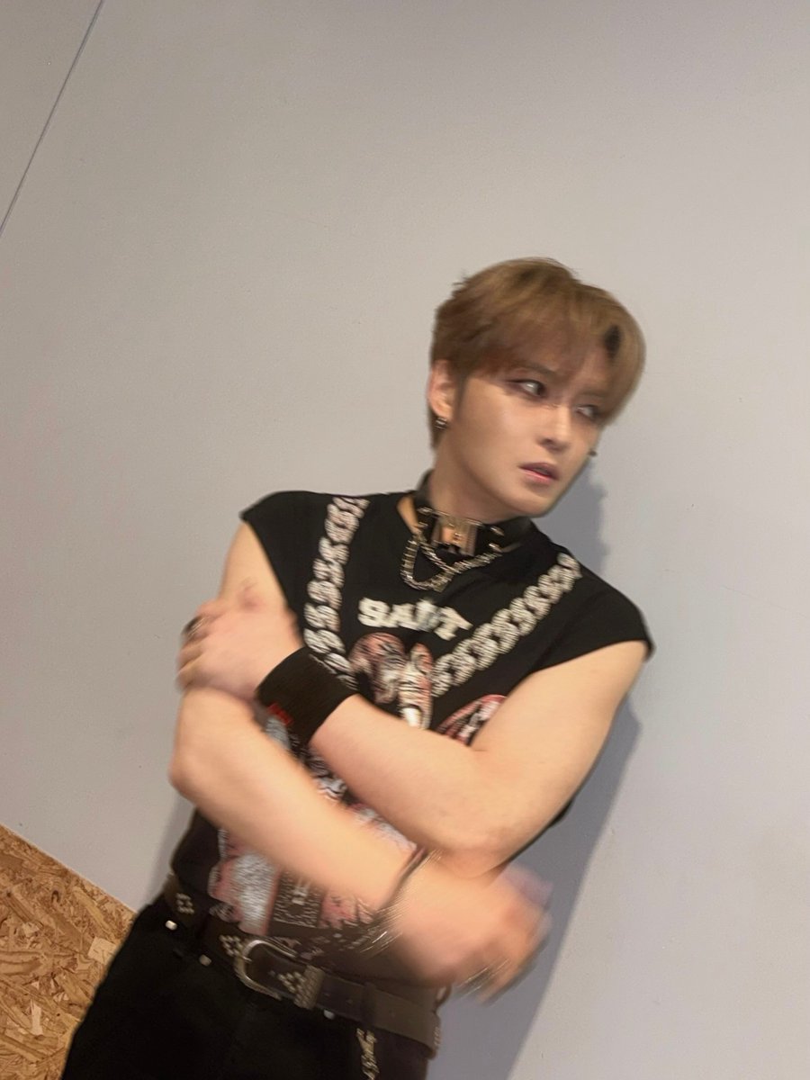 jaemorize126's tweet photo. [jj_1986_jj IG]

筋肉痛やばい😅💚
https://t.co/0A5oqqGTfX

#김재중 #JAEJOONG #ジェジュン #金在中 https://t.co/mHr1aOPAJF
