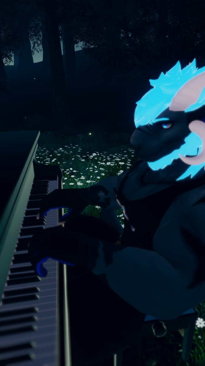 LexWinterFelk's tweet photo. I remember playing the piano before, but I really can't stand it...  

#felkin #vrc #vrchat https://t.co/660cGX4eaG