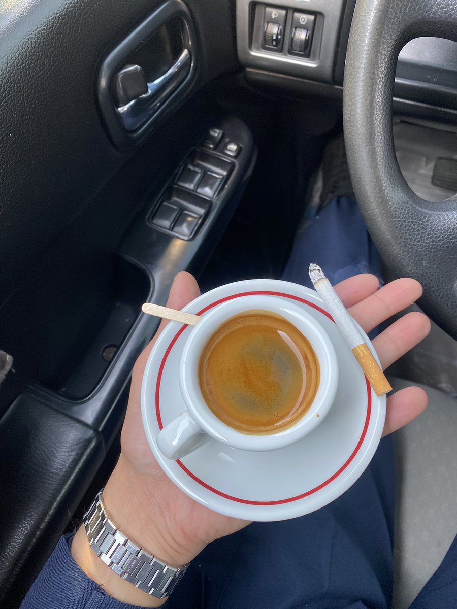 mlhwuf's tweet photo. صباح الخير ——- هذي اللي قال عنها سعدي الحلي يا مدلولة شبقى بعمري https://t.co/RdWMBcQx0t