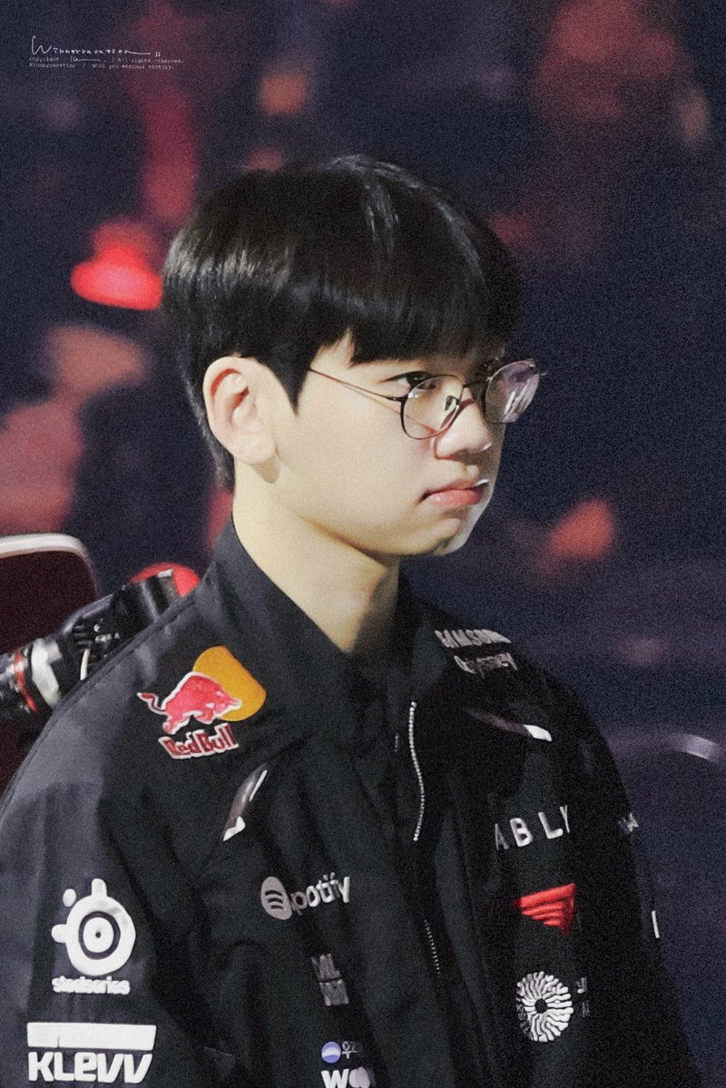 orangeprinted's tweet photo. I judge people based on how they see and talk about Doran btw. So if you're out there spreading misinformation for engagement, you're just a terrible person. And I hope you stay miserable while my player continues to receive love from his fans :3 https://t.co/Eja6SHZjrw