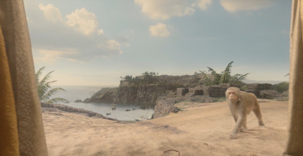 westerosies's tweet photo. #HouseOfTheDragon has perfected the art of opening its episodes with animals. https://t.co/BeBydPZijz