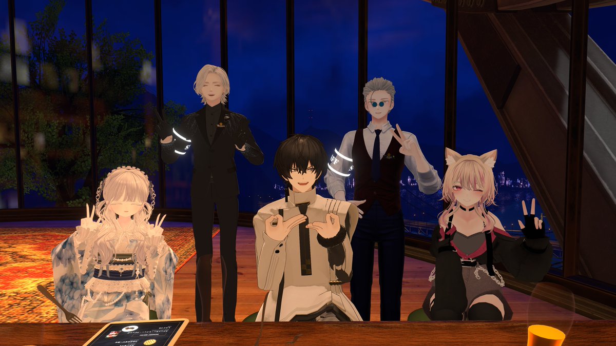 dashMitsuru's tweet photo. 久しぶりのイベント、 #PUBソレナ
キャストさんが数名新しく加わって
初出勤です！って方もいたので、新鮮な感じで良かった
もうすぐ誕生日のキャストさんがいるらしい
何が欲しいの！DMしてきなさい！ https://t.co/sBGVfMIkwP