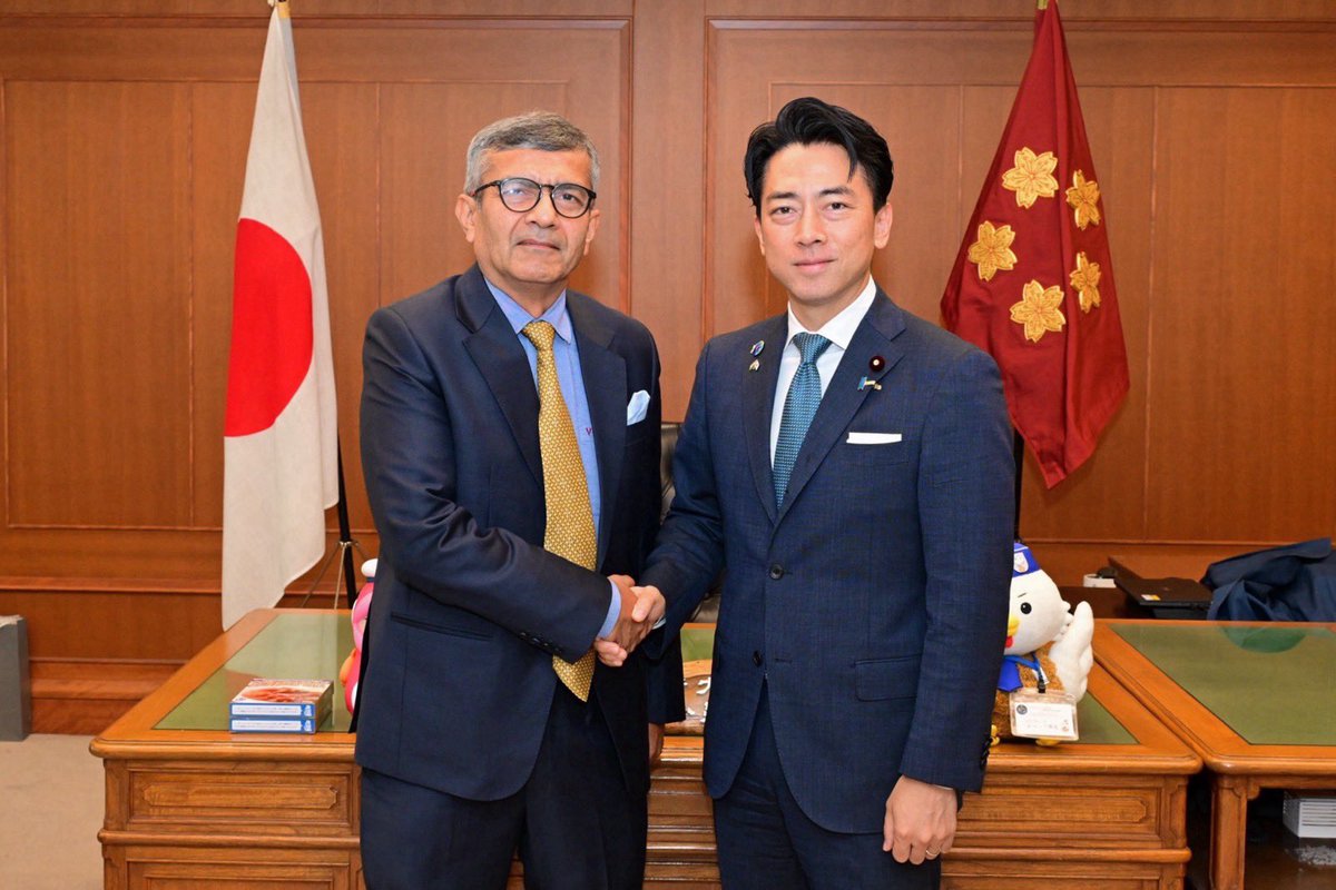 shinjirokoiz's tweet photo. インドのシン���防次官の初来日。先日の高市総理のインド訪問のフォローアップも含め、地域情勢、防衛産業協力など幅広く建設的な意見交換ができました。日印関係を更なる高みに引き上げるべく全力を尽くしてまいります。 https://t.co/KJ0zPb0cqg