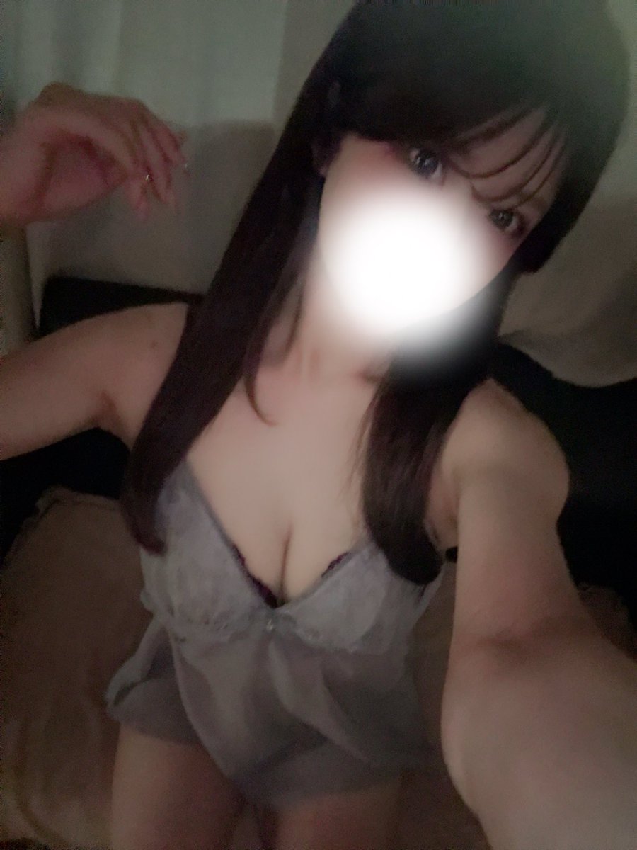 minna_eden2525's tweet photo. ついに最終日‼️

来月まだ未定なので会 えたら、
とっても嬉しいのです(ㅅ´꒳` )♡

本日もスタートから事 前 感謝です😭

週明け1発目から天気に負けずに頑張るぞー！ https://t.co/6XwWfHi6wj