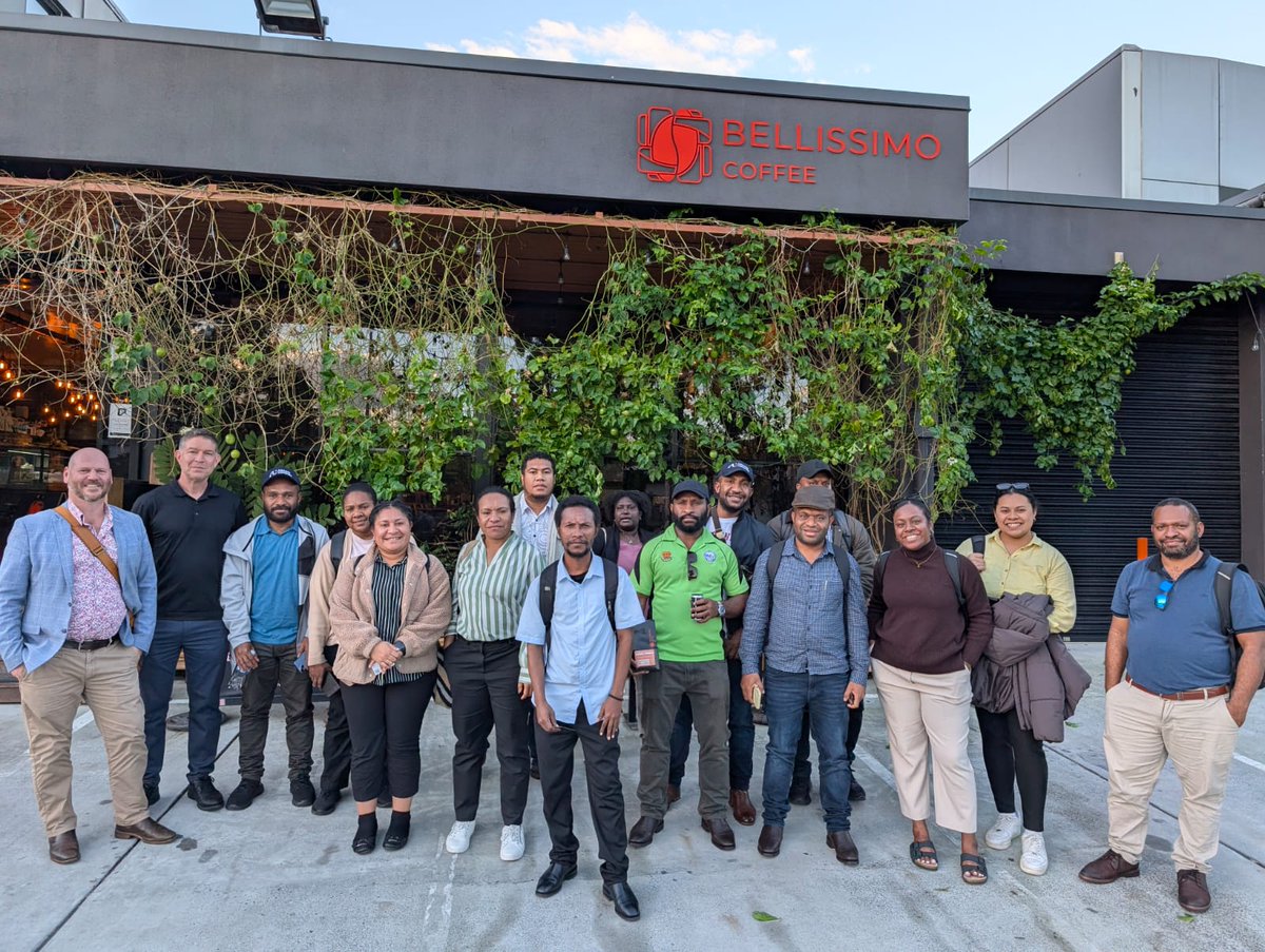 PNGNISIT23's tweet photo. NISIT Officer Jeremiah Smith Completes APEP International Trade Policy Training!

https://t.co/qZpLSjxs5d https://t.co/ZEoAAdn2xd