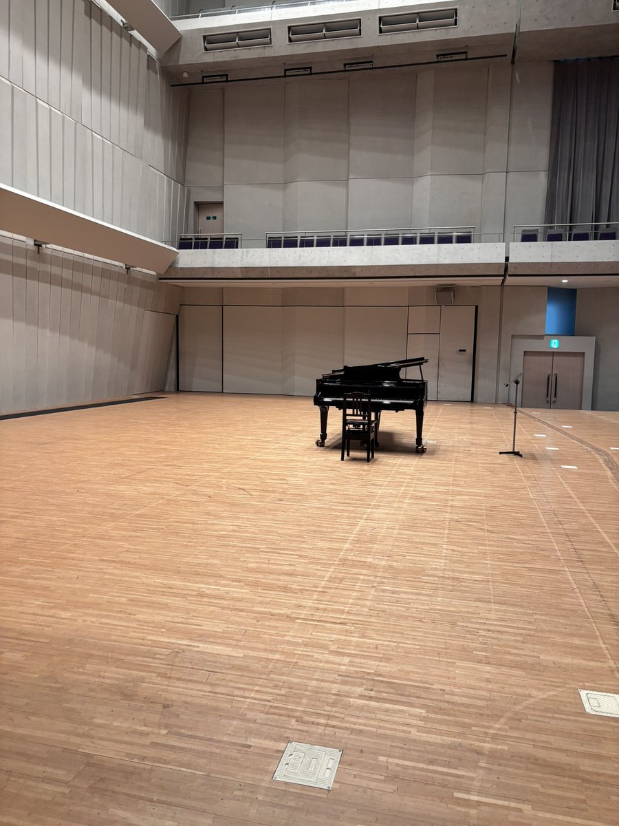 ohdekohiro's tweet photo. 久しぶりのAホールでした🎹 https://t.co/cpvPUVSgWW