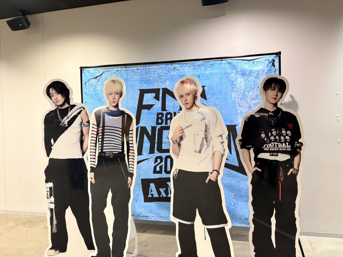 sp1t_2's tweet photo. #NFlying #HiFiUnicorn #AxMxP https://t.co/rausPqa3Pw