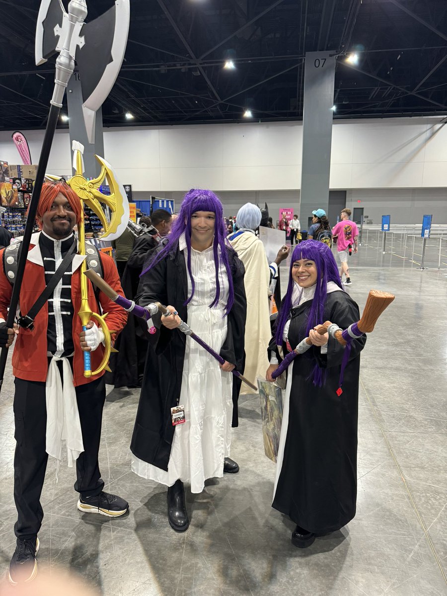 JacobAAllen's tweet photo. I met a few Stark’s while cosplaying as Fern from Frieren: beyond the journeys end at Florida Super Con.
#Floridasupercon #cosplay #frierenbeyondtheJourneyend #fern #stark #frieren #crossplay #trap https://t.co/CD1ncgUSVI