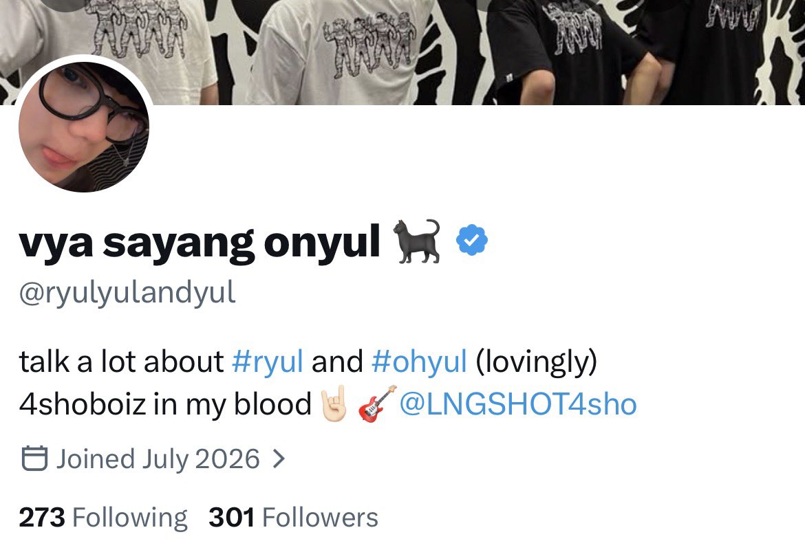 vya sayang onyul 🐈⬛ tweet media