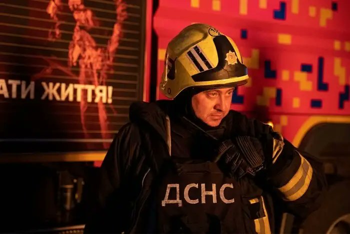 cripoinfo's tweet photo. Нічна атака рашистів на Одещину: горять багатоповерхівка та «Епіцентр» https://t.co/JWCb8kBpa1 https://t.co/PEDN5w8q1f