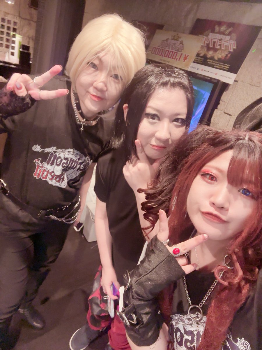 Crimson__devil's tweet photo. ハマカーン 神田さん(@hamakankanda )
2B<to be~>
りょうたんさん(@2B_ryotan )
あけびさん(@triggerseven )
成様(@NARUN_0526 ) https://t.co/wSoTajdhSQ