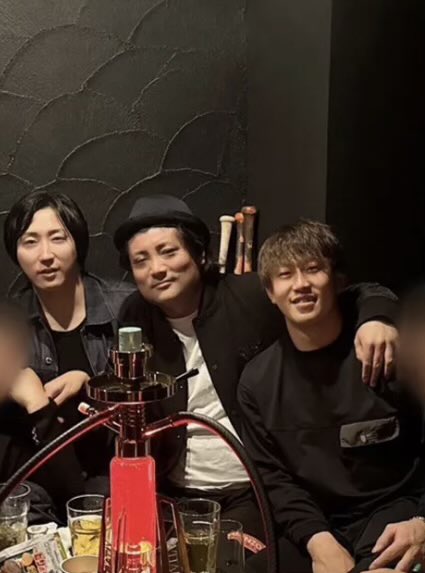 y33260's tweet photo. こんな奴らにバットをプレゼントしたとか考えたら悲しくなるなあ https://t.co/JtJzYhNFyS