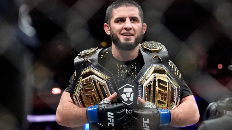 TweetLatestNews's tweet photo. Who is the biggest UFC superstar? Islam Makhachev, and he could move up to 185 lbs, and take that belt too. #mma https://t.co/xpbpzAYXQI